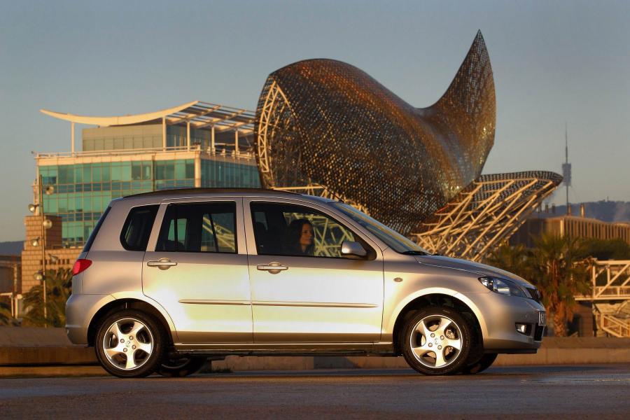  Mazda2 2002 года  (фото 89 из 113)